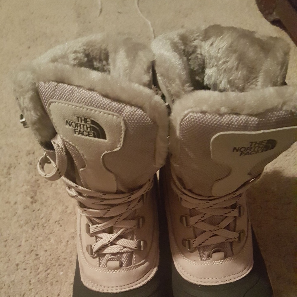 Women's North Face Chilkat Waterproof Winter Boots